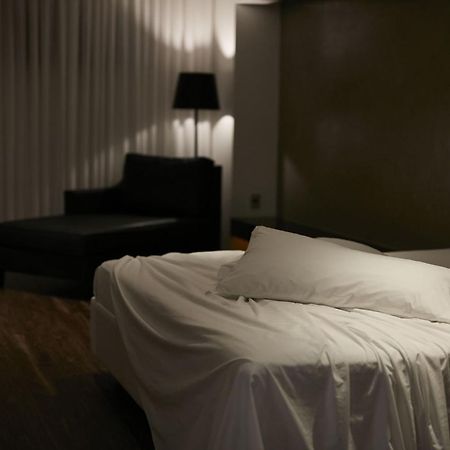 Luv Motel Жоїнвіль Екстер'єр фото